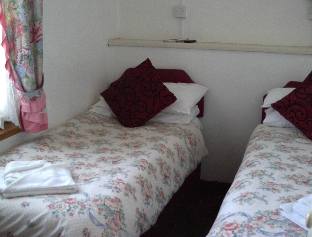 Jollies Hotel — Photos 3